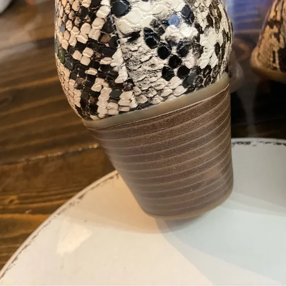 NWT A.N.A. Snakeskin Ankle Boots - Picture 11 of 11
